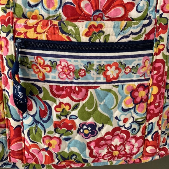 💐 Floral Vera Bradley Bag 💐 - Picture 2 of 4